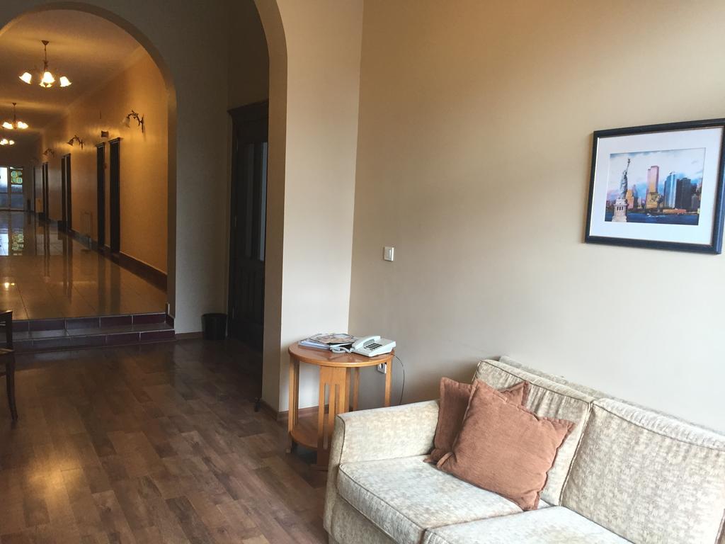 Hotel Mercan Adana Buitenkant foto