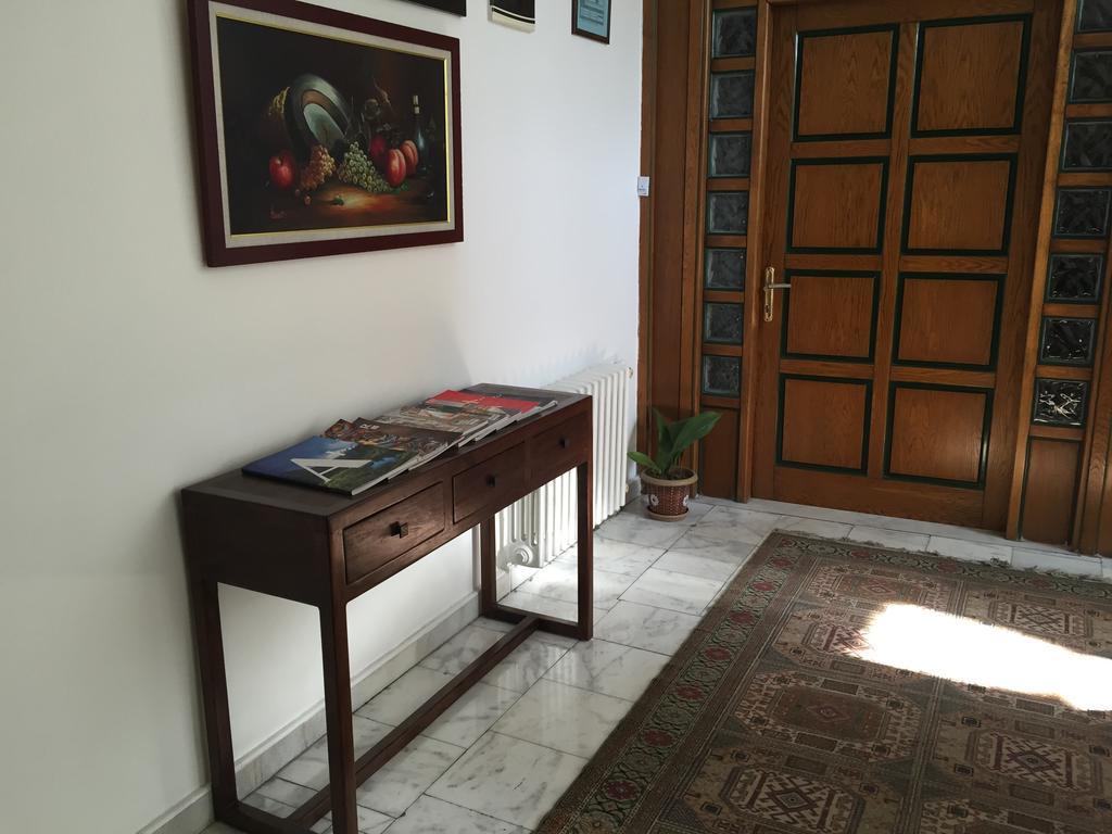 Hotel Mercan Adana Buitenkant foto