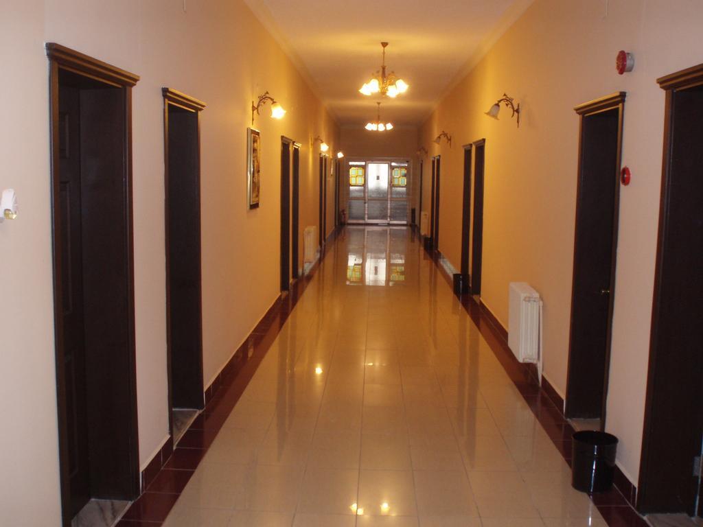 Hotel Mercan Adana Buitenkant foto